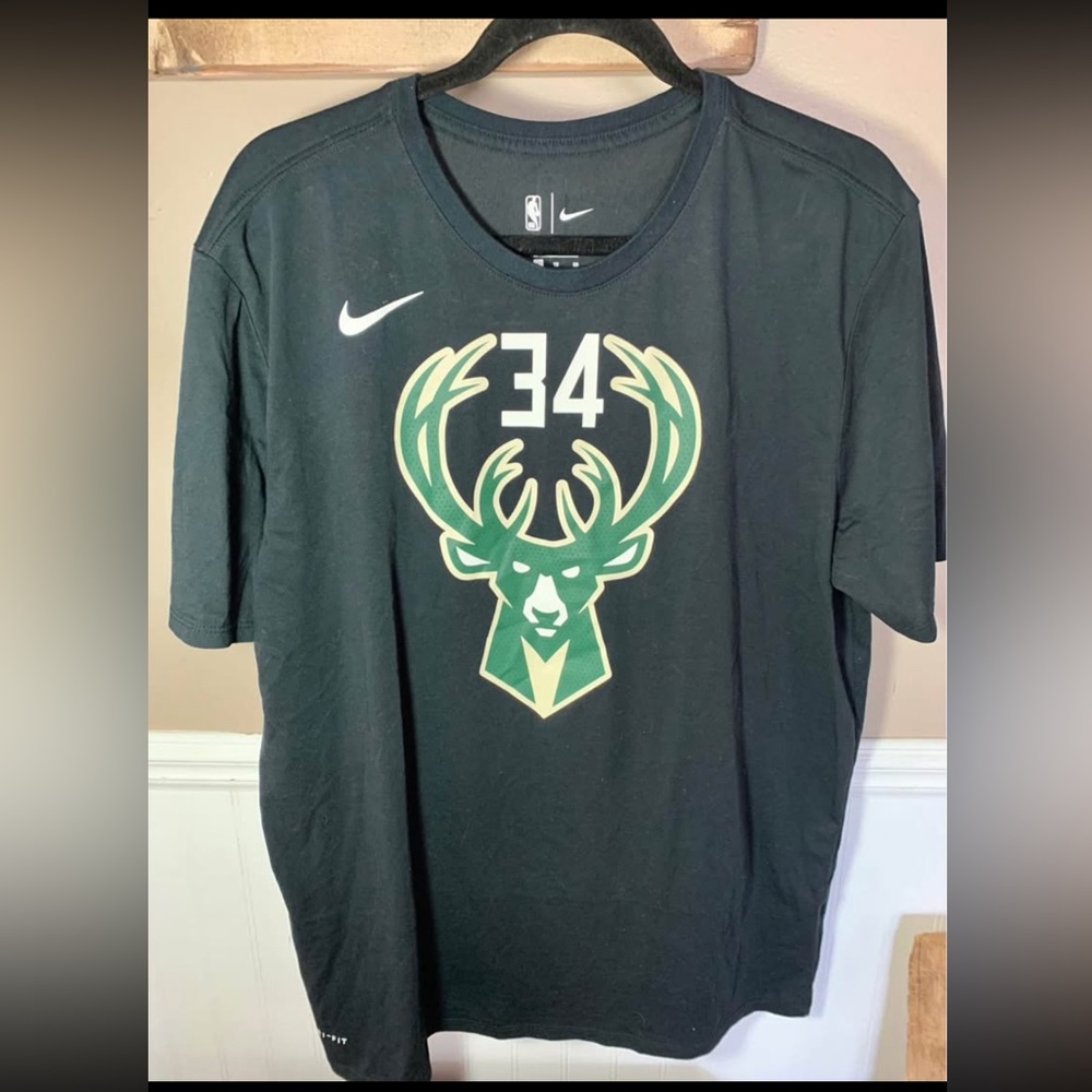 Nike - Antetokounmpo Milwaukee Bucks Basketball T-Shirt Black - XL